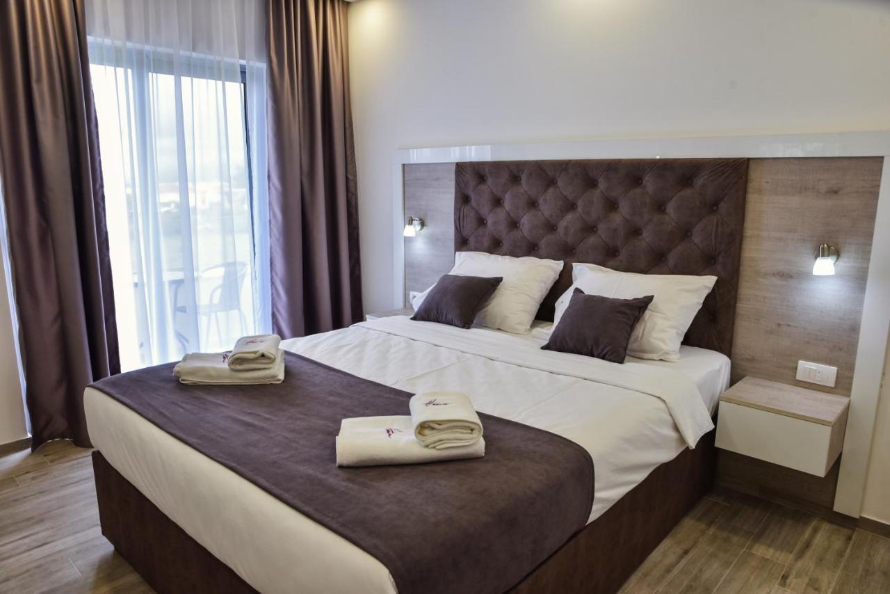 Hotel Heaven Lux Ulcinj Exterior foto